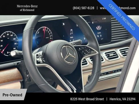 Used 2025 Mercedes-Benz GLE 450e 4MATIC image 12