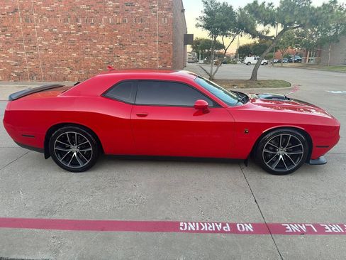 Used 2015 Dodge Challenger R/T Scat Pack image 5