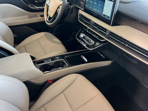 New 2025 Lincoln Corsair Grand Touring w/ Equipment Group 301A image 14