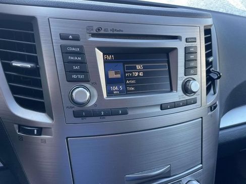 Used 2014 Subaru Outback 2.5i Premium AWD/4WD image 27