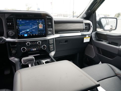 New 2025 Ford F150 Lariat w/ Equipment Group 502A High image 19