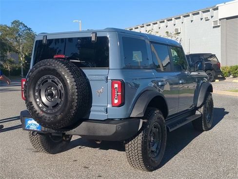 New 2025 Ford Bronco Outer Banks w/ Sasquatch Package image 17