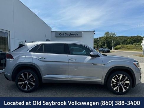 New 2024 Volkswagen Atlas Cross Sport SEL Premium R-Line image 2