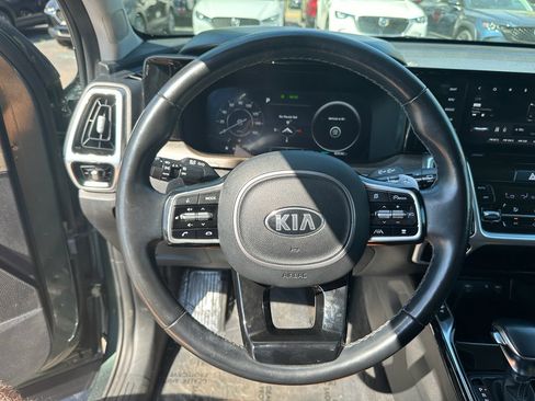 Used 2021 Kia Sorento SX Prestige image 22