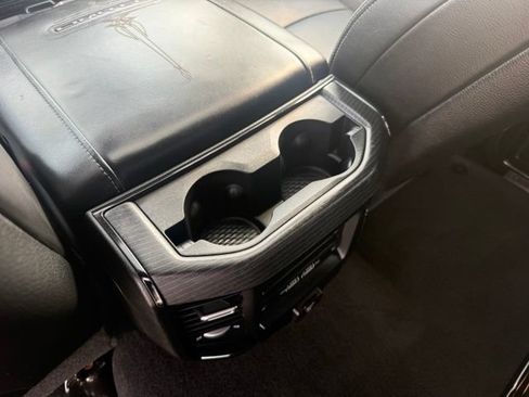 Used 2022 RAM 3500 Limited AWD/4WD image 39