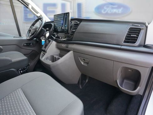 Used 2024 Ford Transit 350 XLT image 31