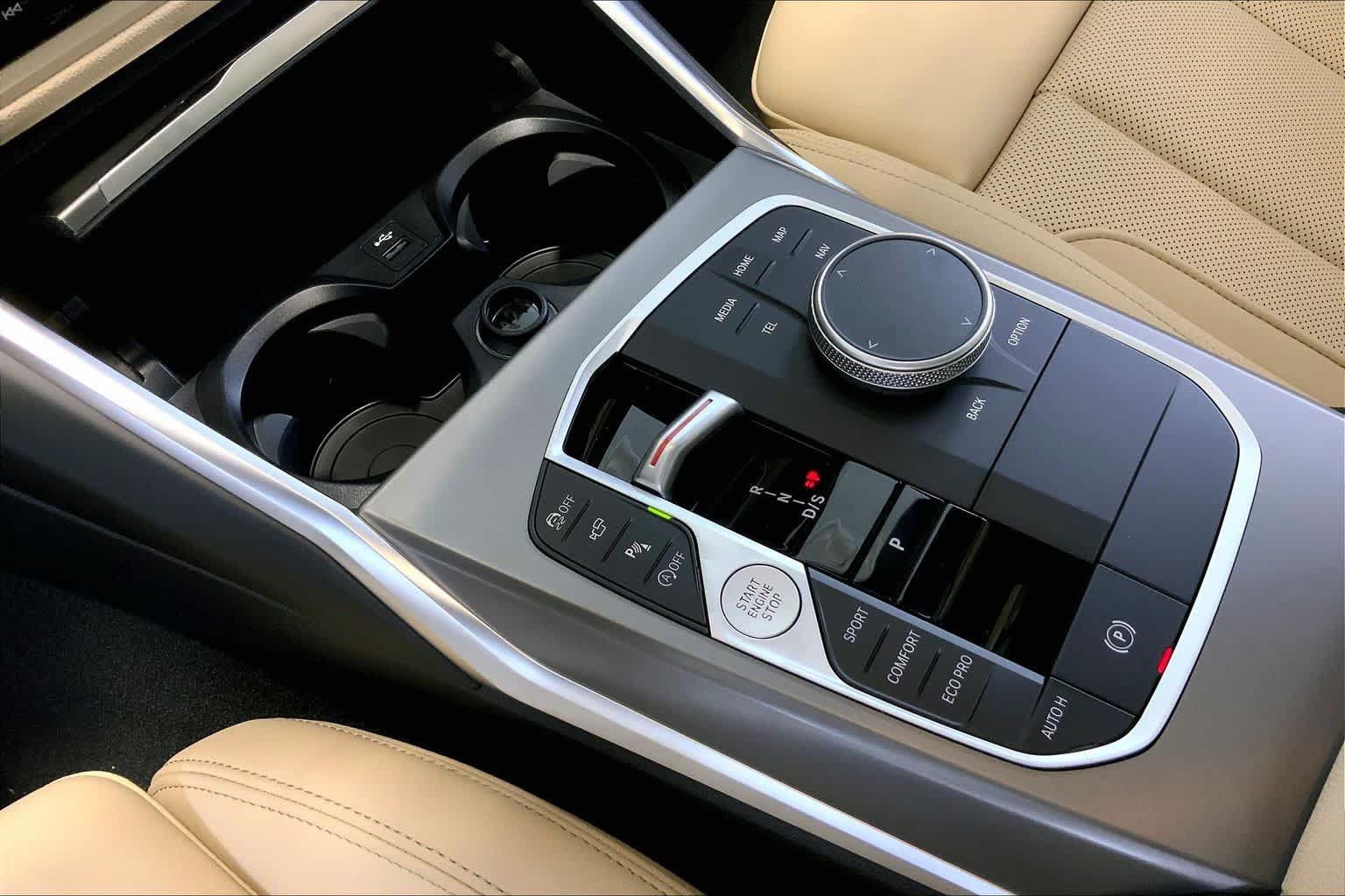 New 2026 BMW 330i xDrive Sedan w/ M Sport Package AWD/4WD image 7