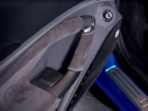 Used 2023 Ferrari F8 Tributo image 62