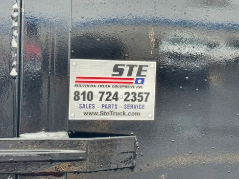 New 2024 Ford F550 4x4 SuperCab Super Duty image 13