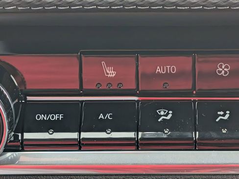 New 2026 Chevrolet Equinox LT w/ Convenience Package II image 30