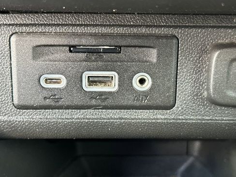 Used 2020 Buick Encore GX Select w/ Advanced Technology Package image 34