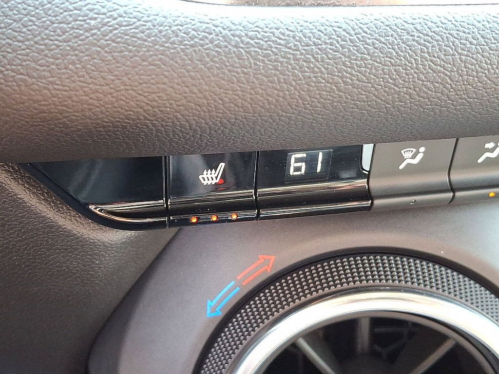 Certified 2022 Chevrolet Blazer LT AWD/4WD image 19