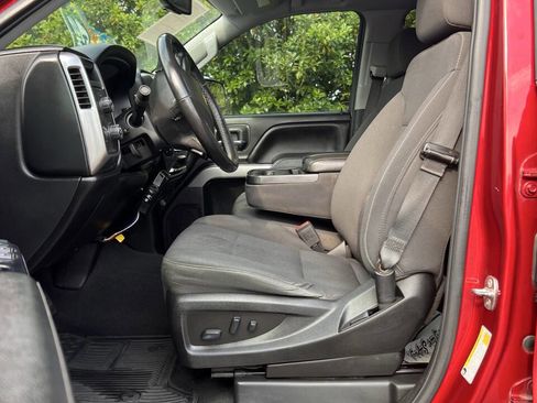 Used 2018 Chevrolet Silverado 1500 LT w/ All Star Edition image 13