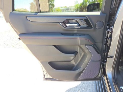 New 2026 GMC Yukon AT4 Ultimate image 5