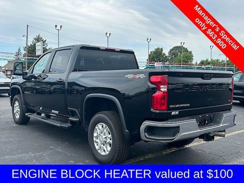 Used 2025 Chevrolet Silverado 3500 LT image 9