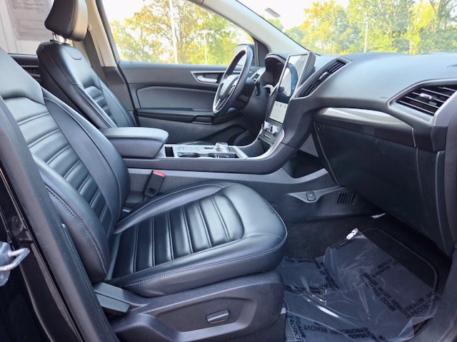 Used 2024 Ford Edge SEL AWD/4WD image 8