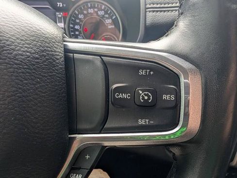 Used 2019 RAM 1500 Laramie AWD/4WD image 12