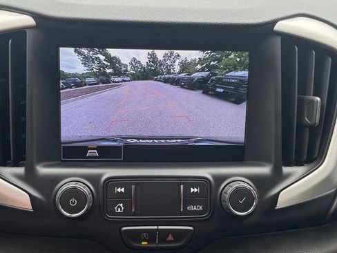Used 2022 GMC Terrain SLT w/ Elevation Edition FWD image 23