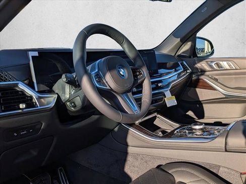 Used 2026 BMW X5 xDrive50e w/ Executive Package AWD/4WD image 3