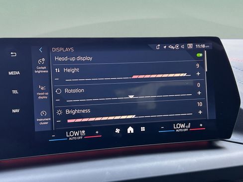 Used 2025 BMW 228i xDrive w/ Technology Package image 16