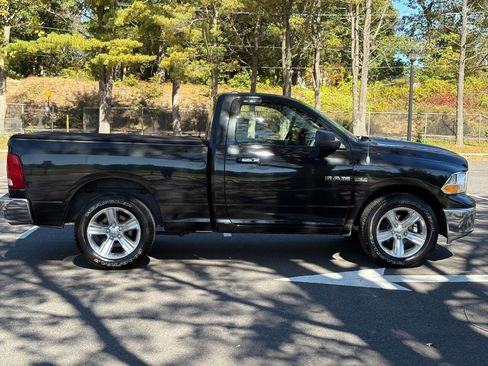 Used 2009 Dodge Ram 1500 Truck SLT image 5