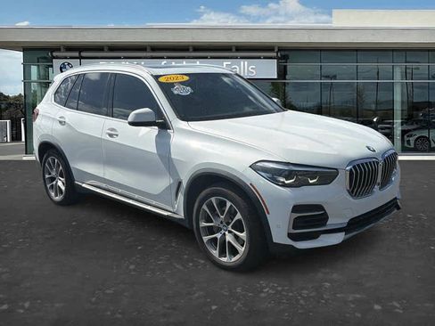 Used 2023 BMW X5 xDrive40i AWD/4WD image 1