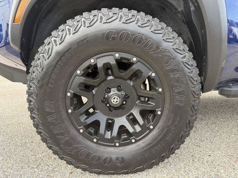 Used 2023 Nissan Frontier PRO-4X w/ Pro Convenience Package image 19