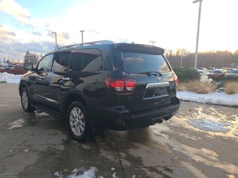 Used 2019 Toyota Sequoia Platinum image 5