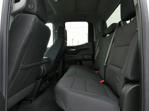 Certified 2025 GMC Sierra 1500 Pro w/ Pro Value Package image 17