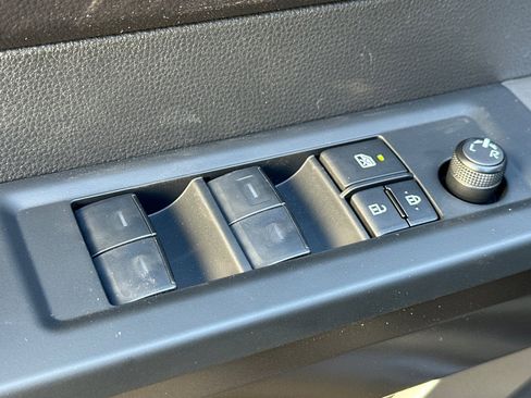 New 2026 Toyota Tundra SR5 image 12