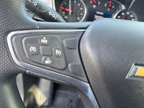 Used 2019 Chevrolet Equinox LT AWD/4WD image 18