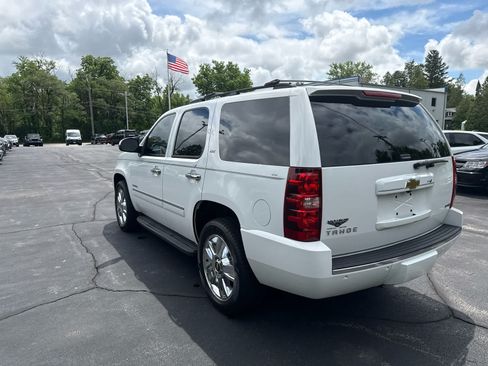 Used 2010 Chevrolet Tahoe LTZ AWD/4WD image 5