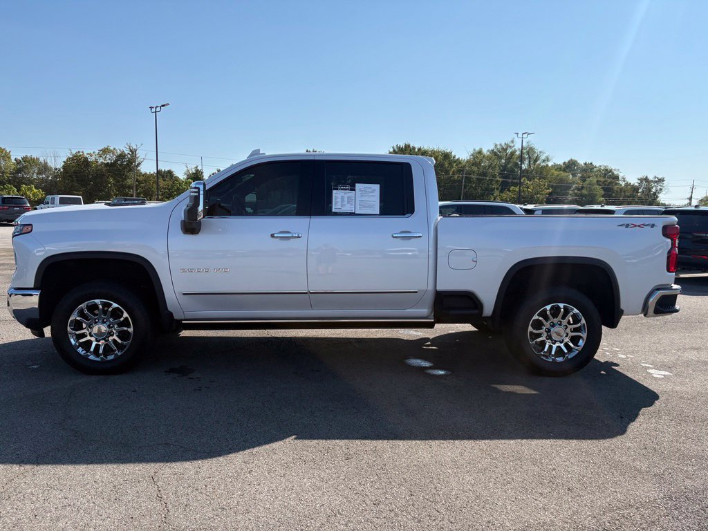 Used 2024 Chevrolet Silverado 2500 LTZ w/ LTZ Premium Package AWD/4WD image 4