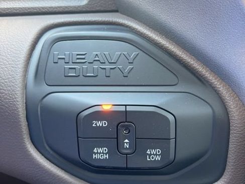 New 2026 RAM 3500 Laramie AWD/4WD image 23