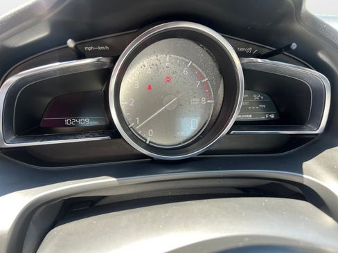 Used 2018 MAZDA MAZDA3 Grand Touring FWD image 11