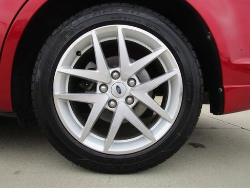 Used 2012 Ford Fusion SEL image 19