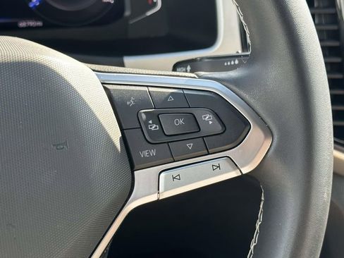 Used 2023 Volkswagen Atlas Cross Sport SE image 24