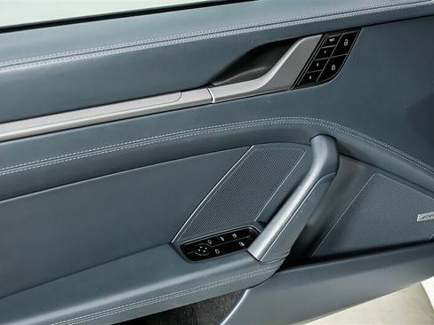Used 2020 Porsche 911 Carrera S RWD image 15
