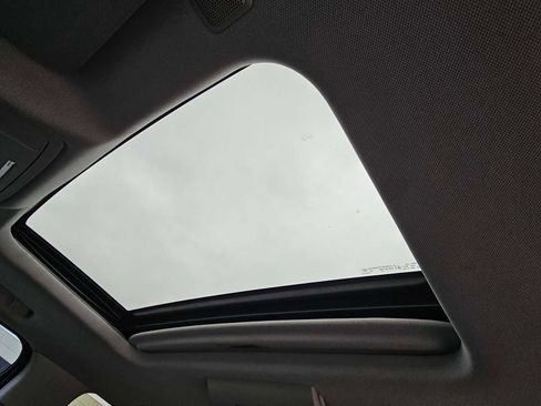 Used 2016 Chevrolet Tahoe LT image 20