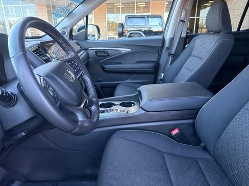 Certified 2025 Honda Ridgeline Sport+ image 8