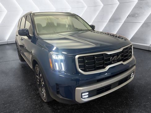 Used 2023 Kia Telluride SX image 2