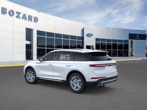 New 2026 Lincoln Corsair Premiere image 4