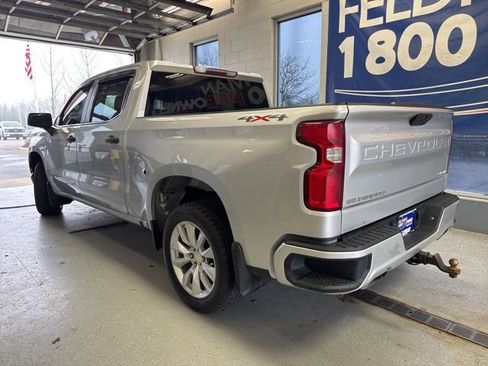 Used 2019 Chevrolet Silverado 1500 Custom w/ Custom Value Package image 4