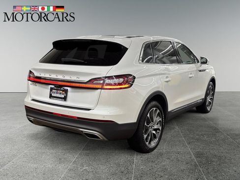 Used 2021 Lincoln Nautilus Reserve AWD/4WD image 3
