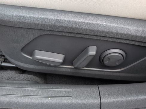 Used 2025 Hyundai Sonata SEL FWD image 23