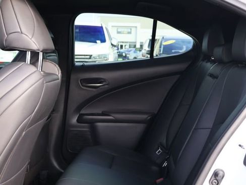 Used 2021 Lexus UX 200 F Sport image 9