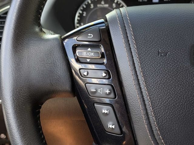 Used 2023 Nissan Armada Platinum w/ Captain's Chairs Package AWD/4WD image 29