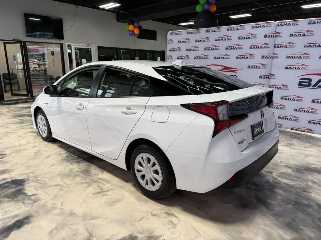 Used 2022 Toyota Prius LE FWD image 7