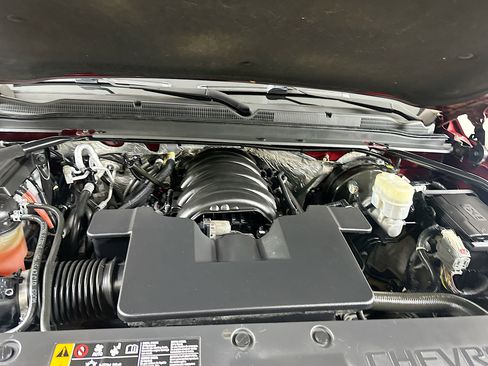 Used 2018 Chevrolet Tahoe LT image 35