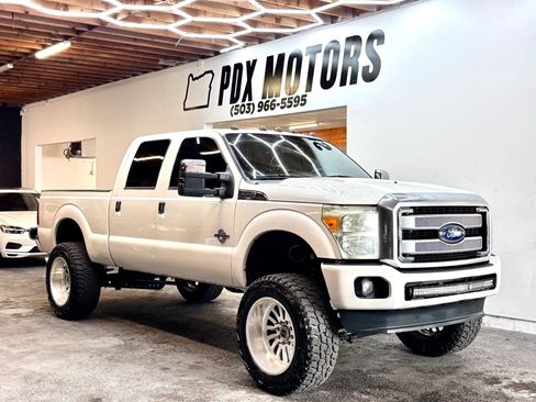 Used 2015 Ford F250 Platinum w/ FX4 Off-Road Package AWD/4WD image 1